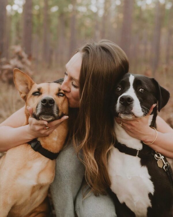 El amor inquebrantable de una familia por su perro perfecto revela una verdad desgarradora-1